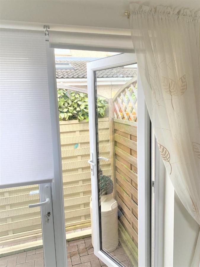 Naas 2 Bedroom Back Garden Escape Exterior foto